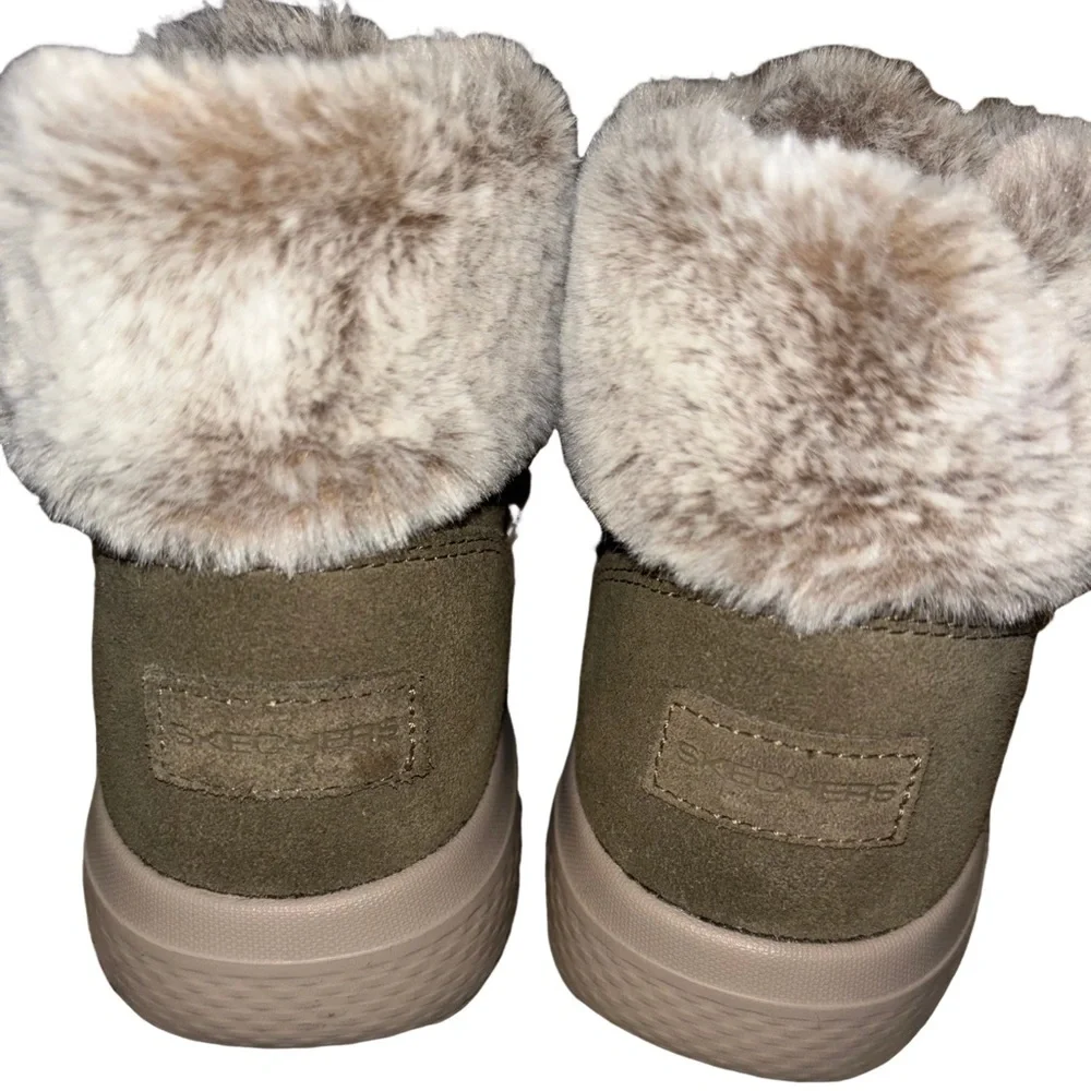 Skechers On the Go Water Resistant Suede Boots Winter Chill Olive